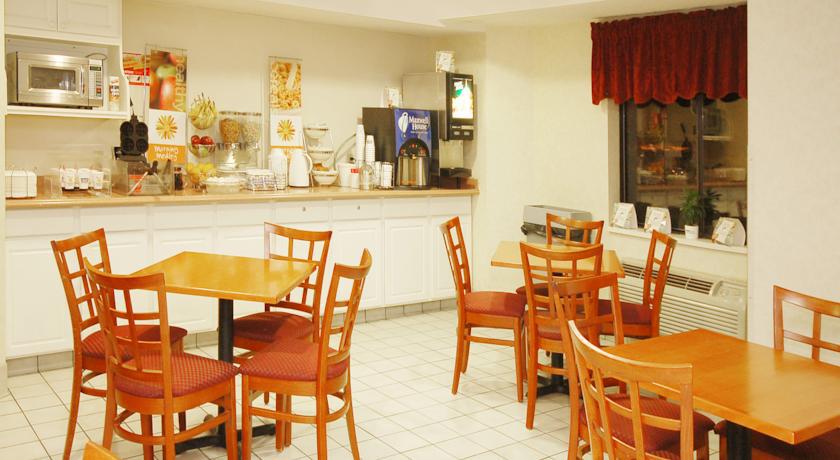 Baymont By Wyndham Newark At University Of Delaware Nhà hàng bức ảnh